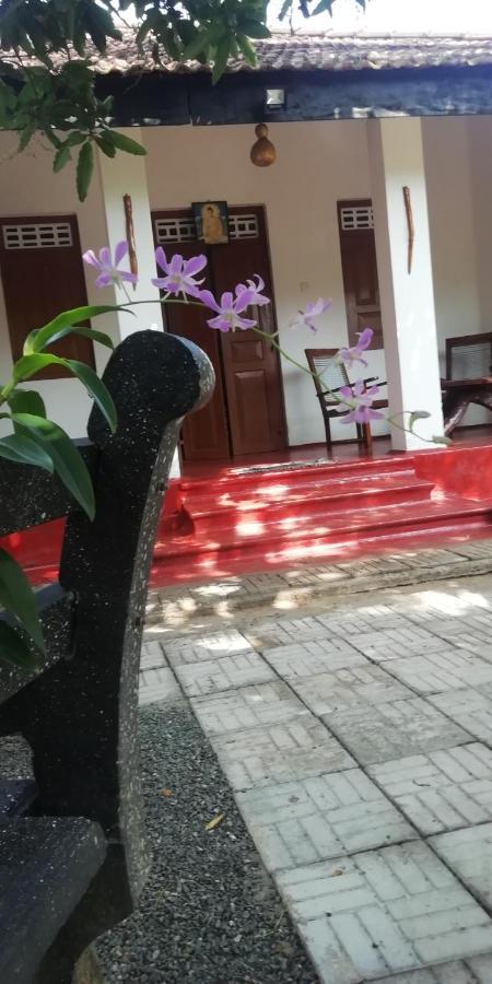 Ami place Hikkaduwa Zewnętrze zdjęcie